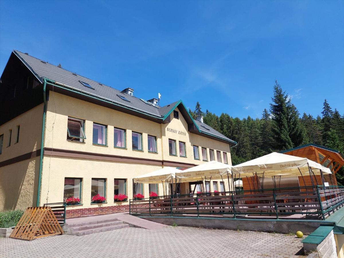 Rs Bernov Zatisi Hotel Nejdek ภายนอก รูปภาพ